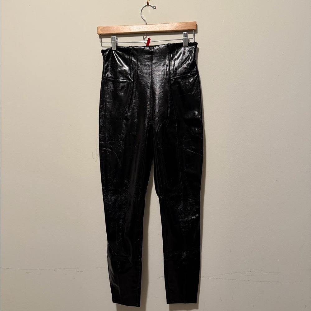 SPANX Liquid Glossy Leggings